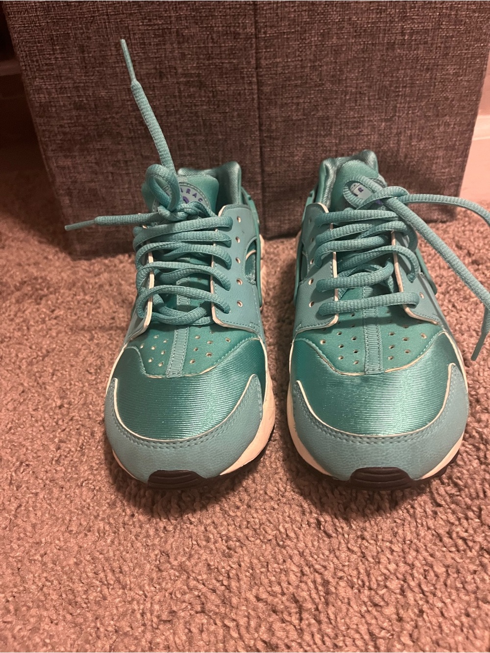 Nike Women’s Teal Huarache Lace-Up Sneakers